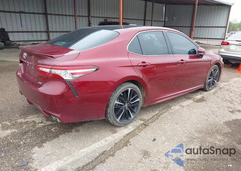 2018 Toyota Camry Xse z USA, uszkodzony, nr VIN 4T1B61HK7JU513657